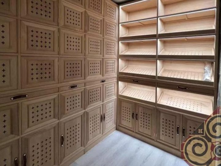 Cigar lounge design and build