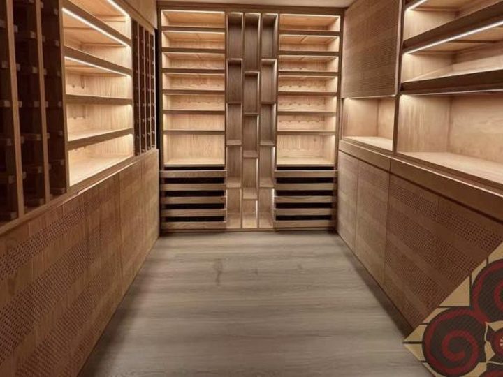 Walk-in humidor consulting